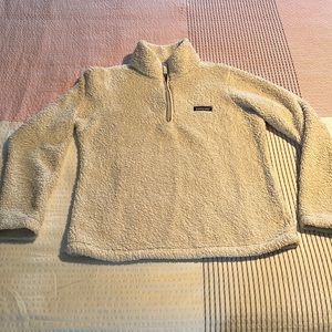 Patagonia, cream, 1/2 quarter zip fleece. Size Medium. Fair condition.